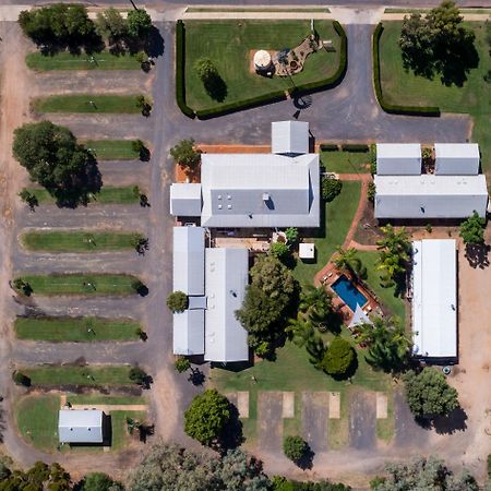Tambo Mill Motel & Caravan Park ภายนอก รูปภาพ