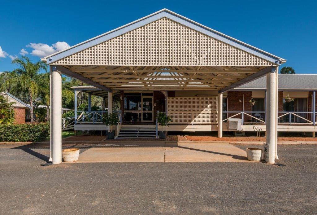Tambo Mill Motel & Caravan Park ภายนอก รูปภาพ